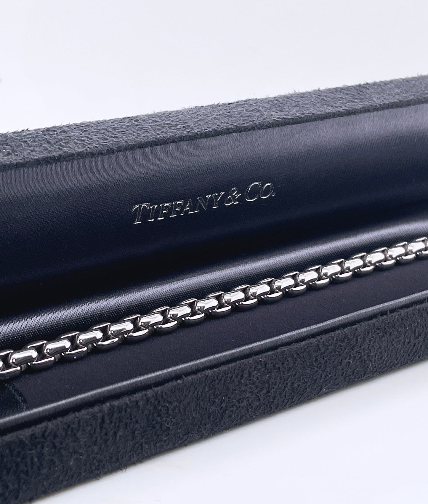Tiffany & Co. 18 Carat White Gold Classic Box Chain Link Bracelet