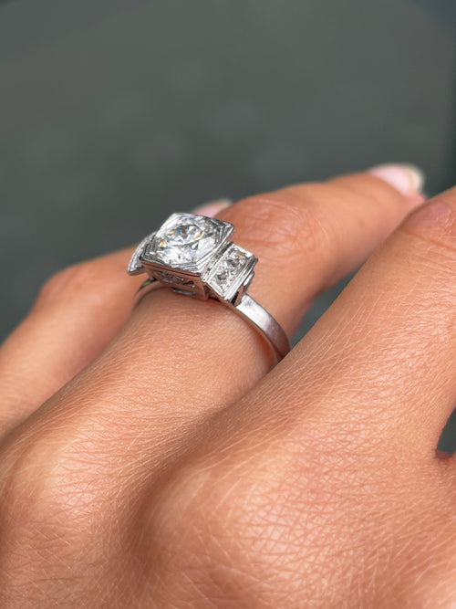 Vintage Art Deco Transitional Cut Diamond 18 Carat White Gold Engagement Ring