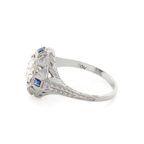 1.14 Carat Diamond 18 Carat White Gold Deco Target Engagement Ring, Circa 1930's