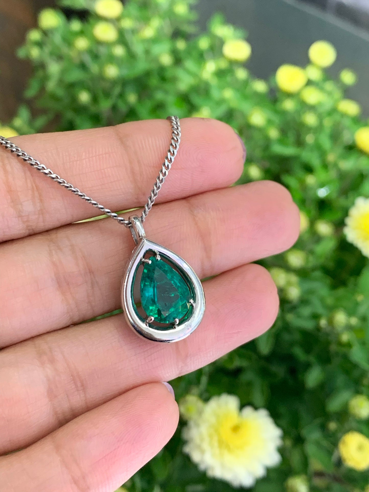 3.36 Carat Pear Shaped Emerald Platinum Pendant and Diamond Chain