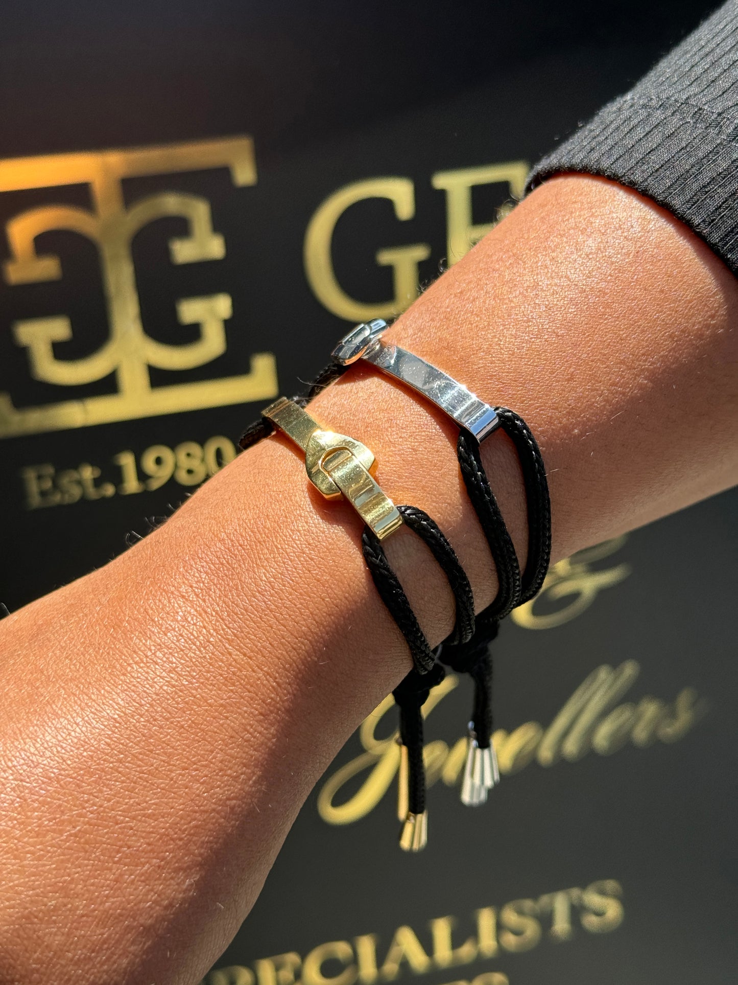 Louis Vuitton 18 Carat Yellow Gold Buckle Adjustable Cord Bracelet