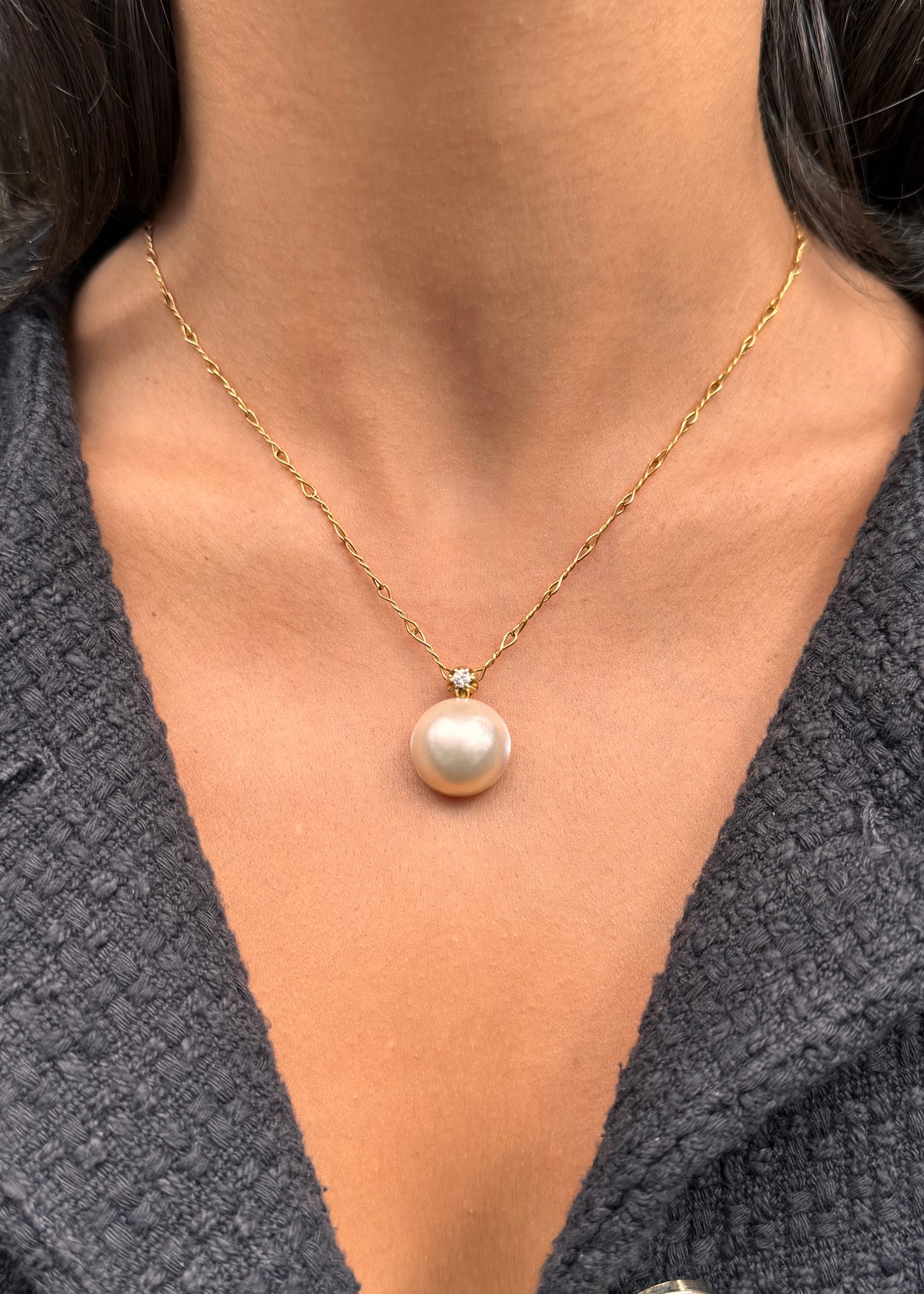Mabe Pearl & Diamond 18K Yellow Gold Figure-of-Eight Chain Pendant Necklace