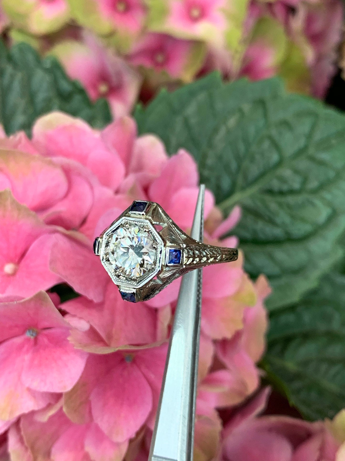 1.14 Carat Diamond 18 Carat White Gold Deco Target Engagement Ring, Circa 1930's