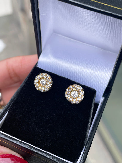Diamond 18 Carat Yellow Gold Round Cluster Stud Earrings