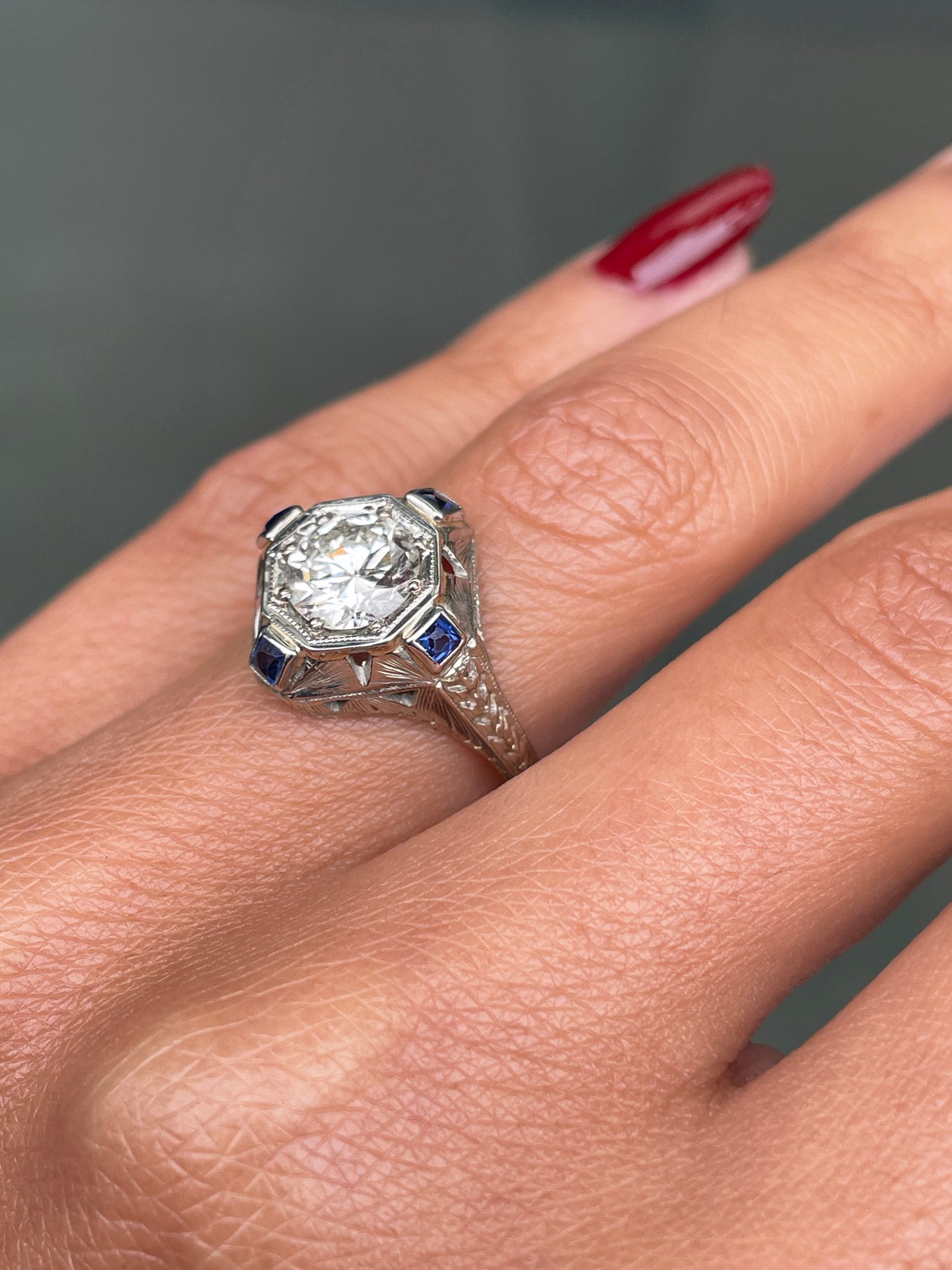 1.14 Carat Diamond 18 Carat White Gold Deco Target Engagement Ring, Circa 1930's