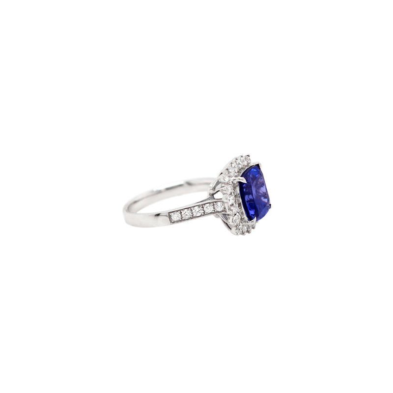 4.20 Carat Cushion Tanzanite and Diamond 18 Carat White Gold Ring