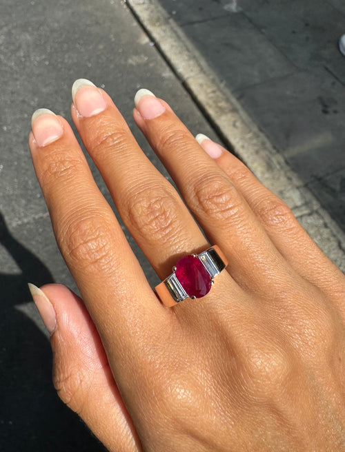 2.60 Carat Ruby and Diamond 14 Carat Rose Gold Ring, Circa 1960s