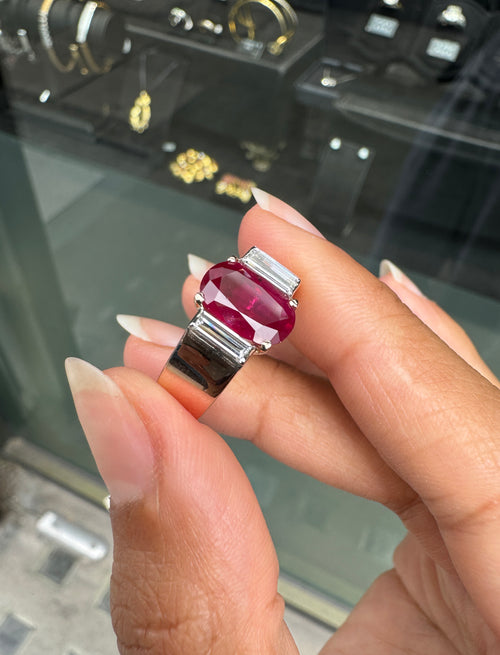 2.60 Carat Ruby and Diamond 14 Carat Rose Gold Ring, Circa 1960s