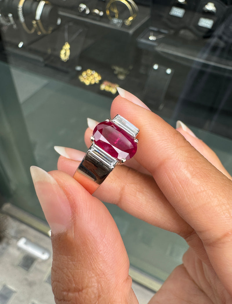 2.60 Carat Ruby and Diamond 14 Carat Rose Gold Ring, Circa 1960s