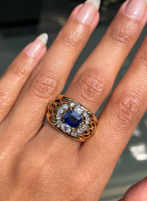1.49ct Natural Unheated Blue Sapphire & Diamond 18K Gold Dress Ring, c.1940s