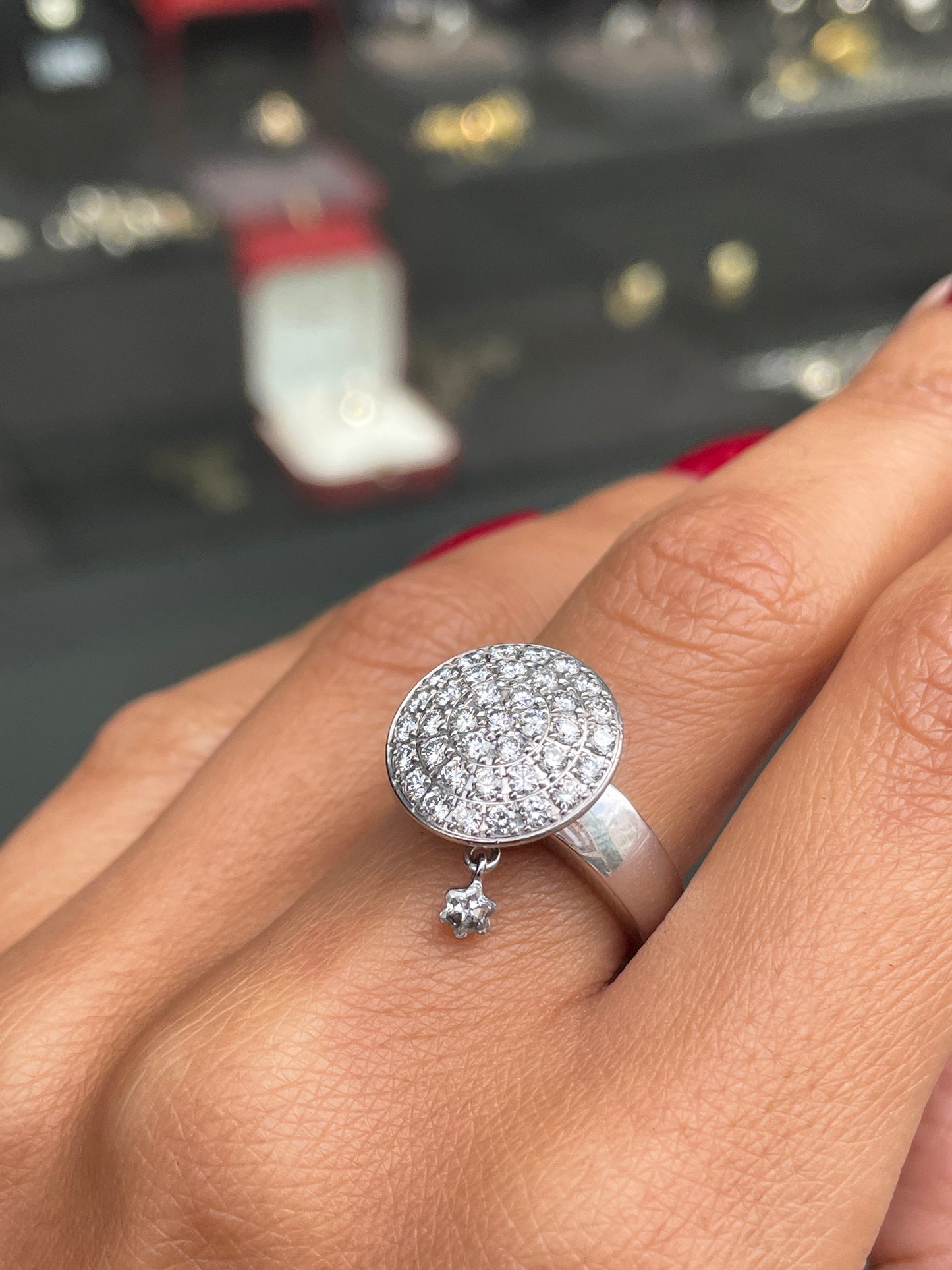 Montblanc 'La Dame Blanche' Diamond 18 Carat White Gold Cluster Dress Ring