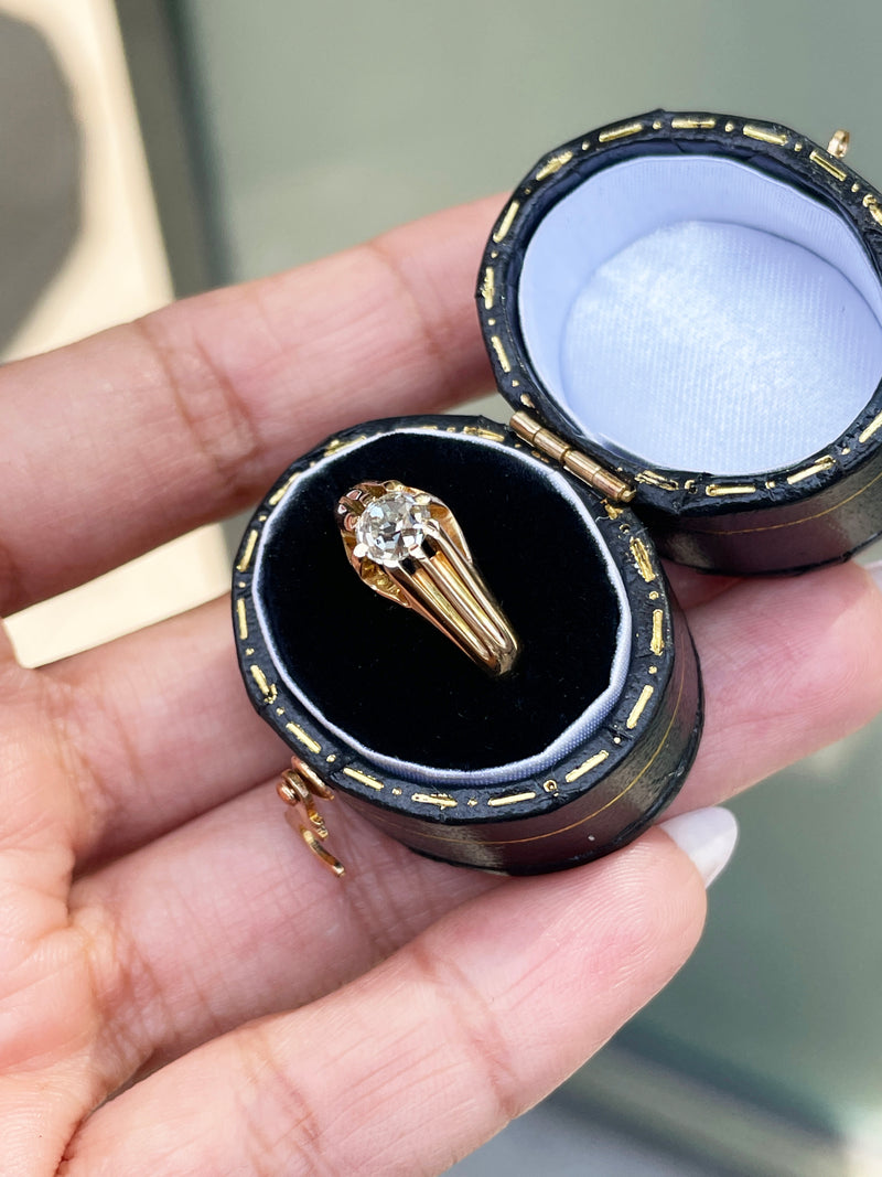 0.57 Carat Old Mine Cut Diamond 18 Carat Yellow Gold Gents Gypsy Ring