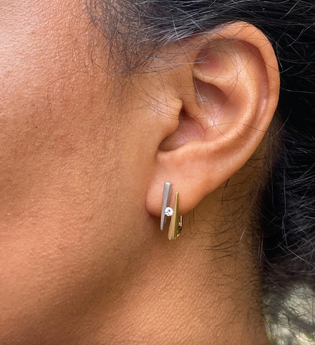 Diamond 18 Carat White and Yellow Gold Two Tone Spike Latch-Back Earrings