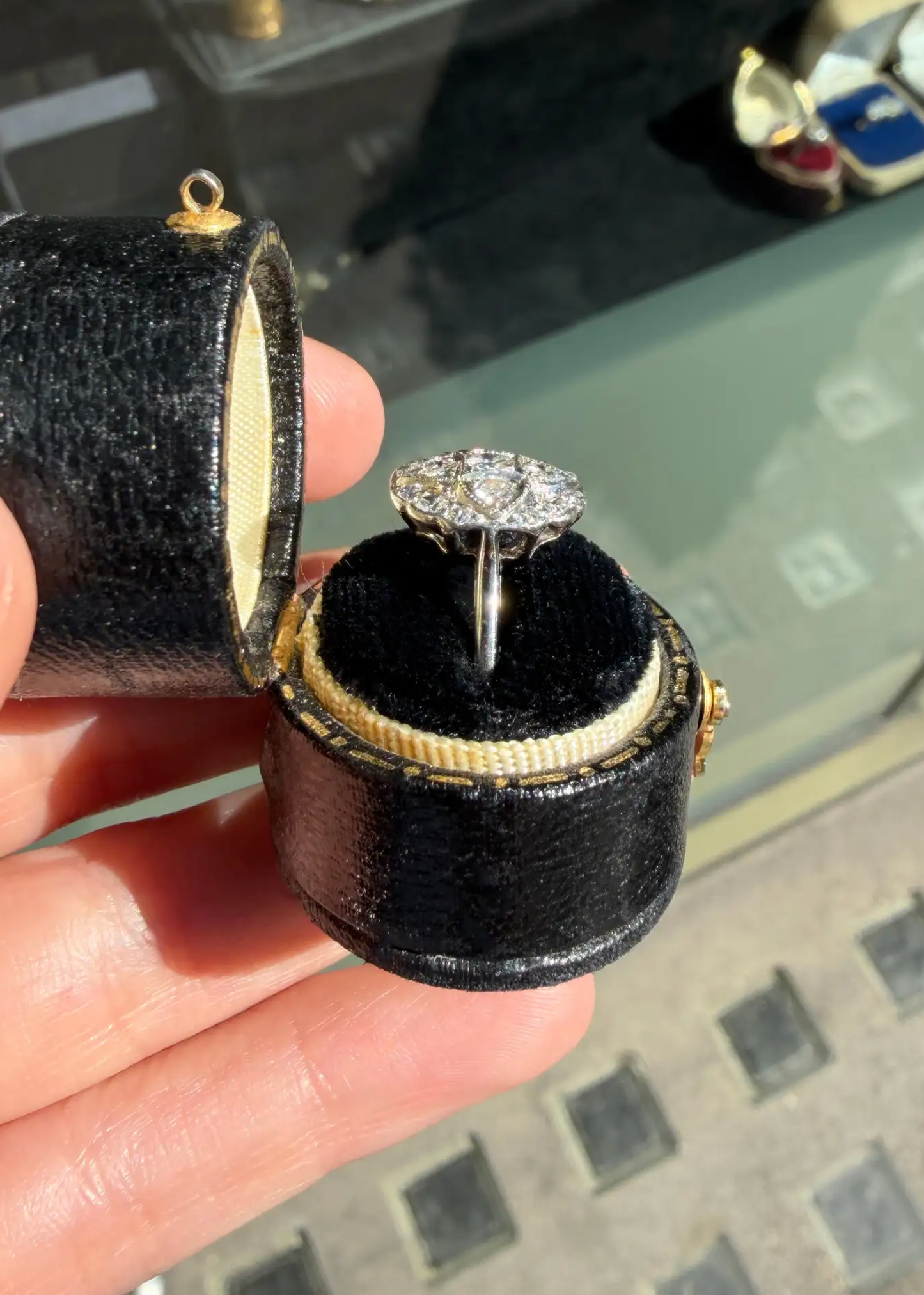 Antique Old Cut Diamond Platinum & 18 Carat White Gold Art Deco Cluster Ring
