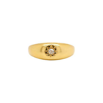 Antique Star Set Old Mine Cut Diamond 18 Carat Yellow Gold Band Ring, c.1900s