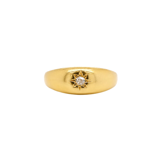 Antique Star Set Old Mine Cut Diamond 18 Carat Yellow Gold Band Ring, c.1900s