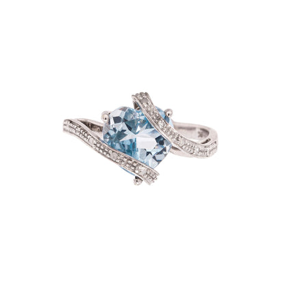 Blue Topaz and Diamond Ring 9 Carat White Gold