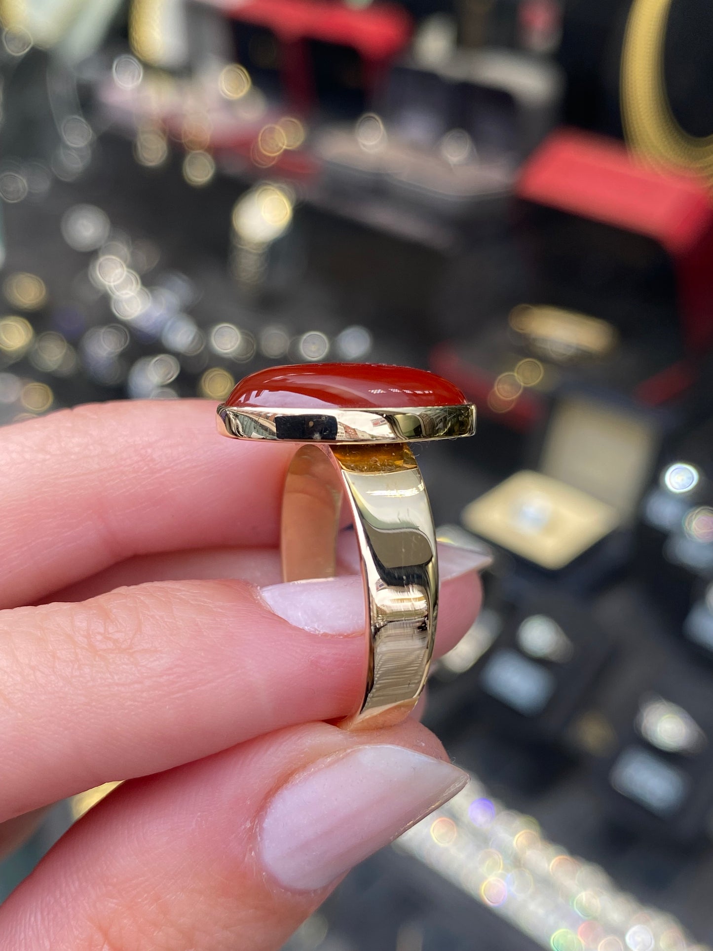 14ct Yellow Gold and Carnelian Ring