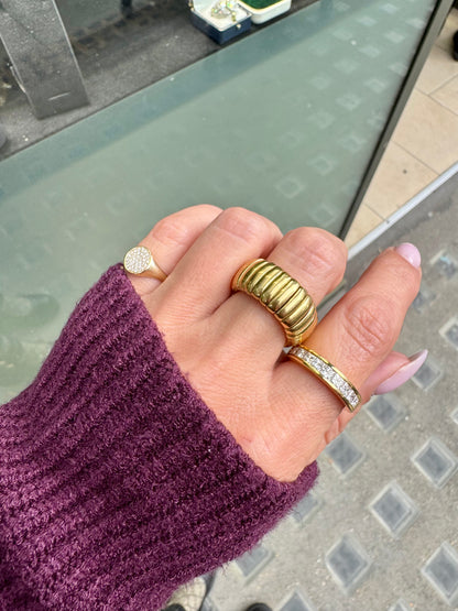 Links of London 18 Carat Yellow Gold Wide Flexi Band Dress Ring