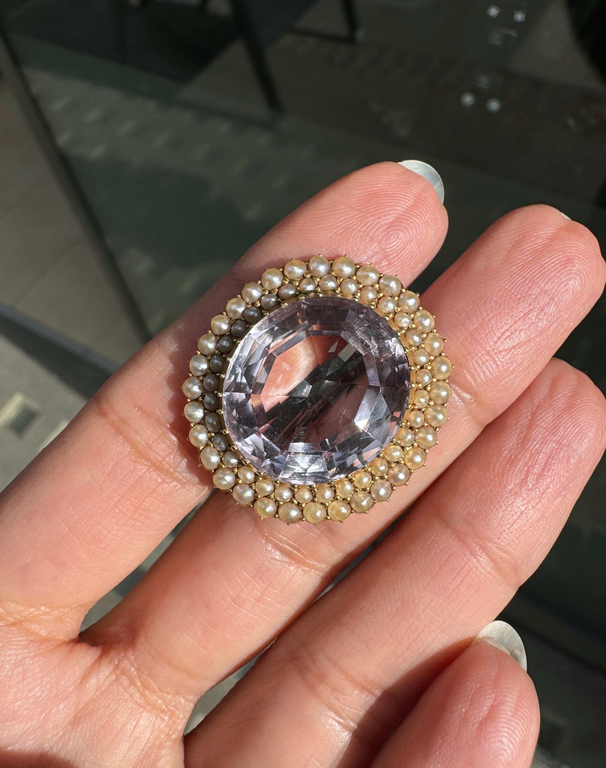 Amethyst and Seed Pearl 15 Carat Yellow Gold Oval Halo Cluster Brooch