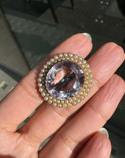 Amethyst and Seed Pearl 15 Carat Yellow Gold Oval Halo Cluster Brooch