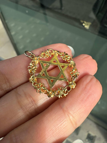 Vintage Kutchinsky Star Of David Round floral Pendant in 18K Yellow Gold, 1959
