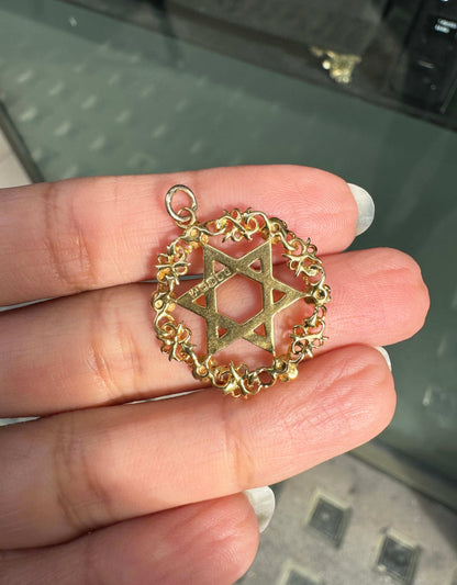 Vintage Kutchinsky Star Of David Round floral Pendant in 18K Yellow Gold, 1959