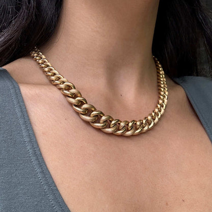 UnoAErre 9 Carat Yellow Gold Graduated Chunky Hollow Curb Link Chain, Italy