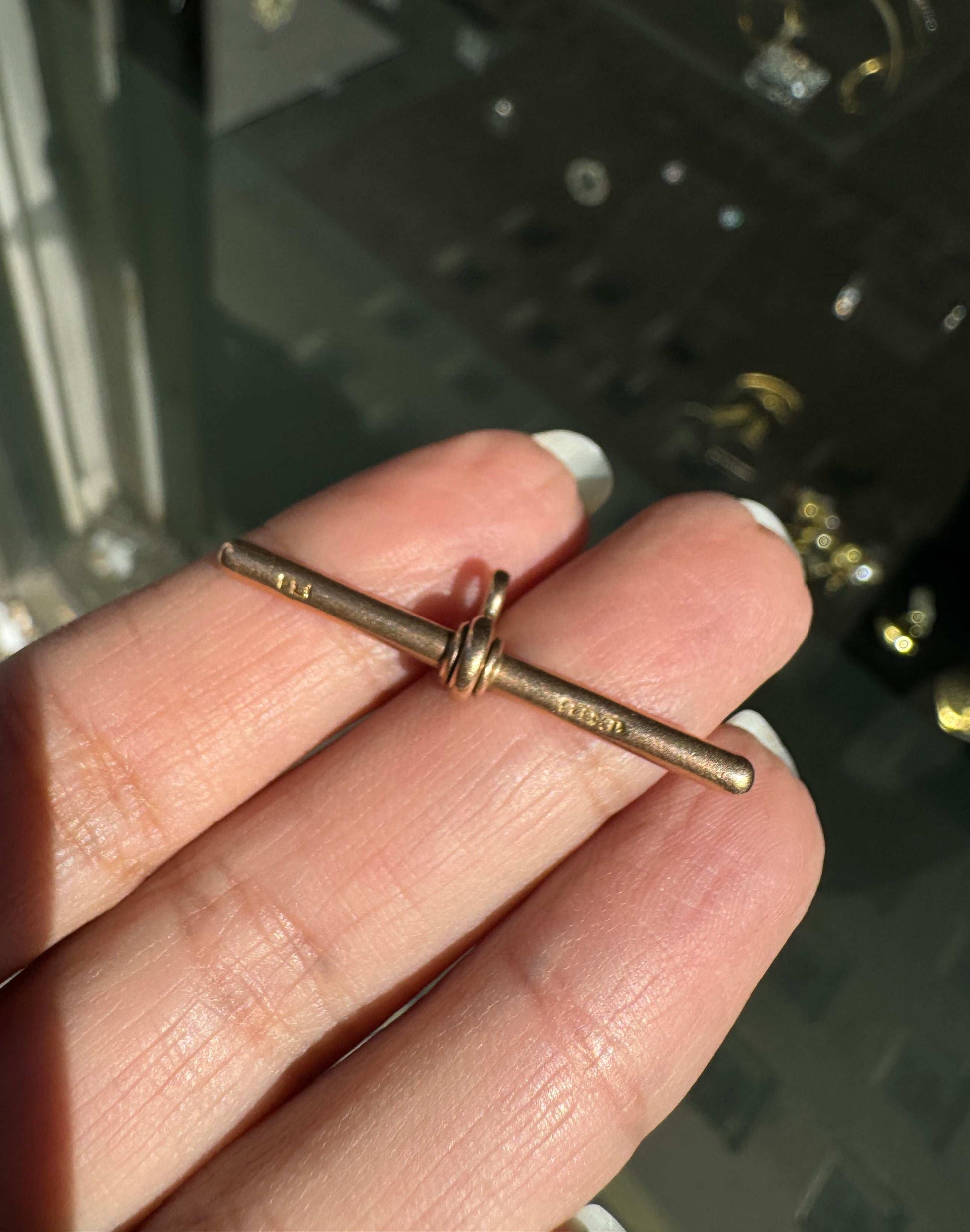 Late Victorian 15 Carat Rose Gold Antique T-bar Pendant, Circa 1900