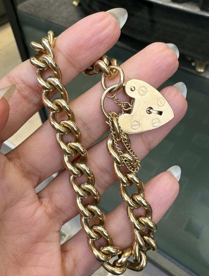 Vintage style 9 Carat Gold Curb Link Chain Bracelet with Heart Padlock