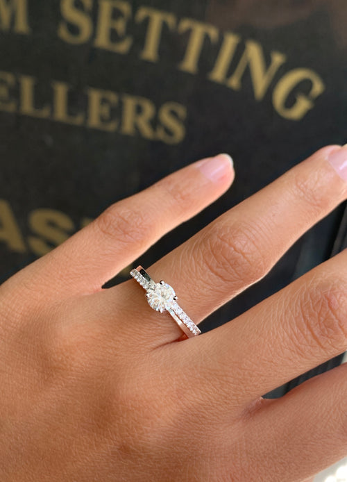 0.70ct D SI1 Round Brilliant Cut Diamond 18 Carat White Gold Engagement Ring