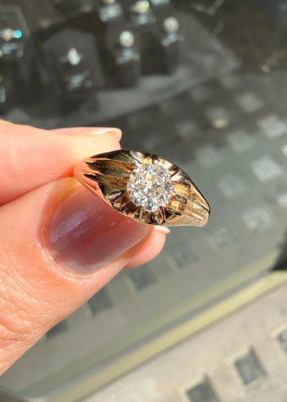 Vintage Old Mine Cut Diamond and 9 Carat Yellow Gold Gents Ring