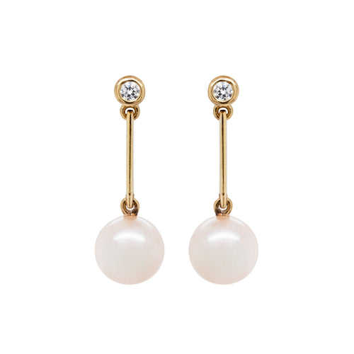 Elegant Freshwater Pearl and Diamond 18 Carat Yellow Gold Drop Earrings