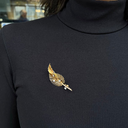 Diamond 18 Carat Yellow Gold Open Work Leaf Brooch