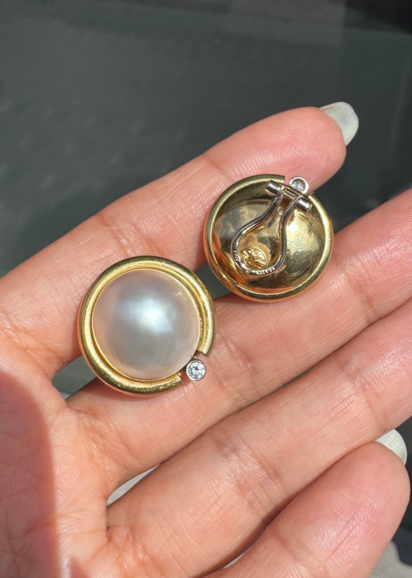 Vintage Mabe Pearl & Diamond 18 Carat Yellow Gold Lever-Back Earrings, c.1980s