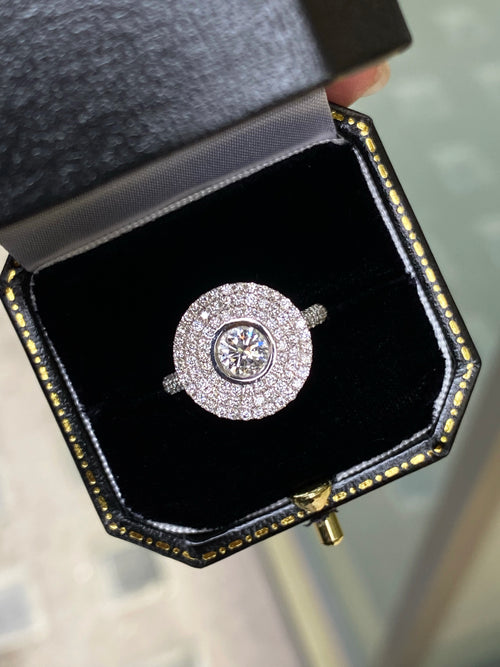 Diamond Cluster 14 Carat White Gold Disc Dress Ring