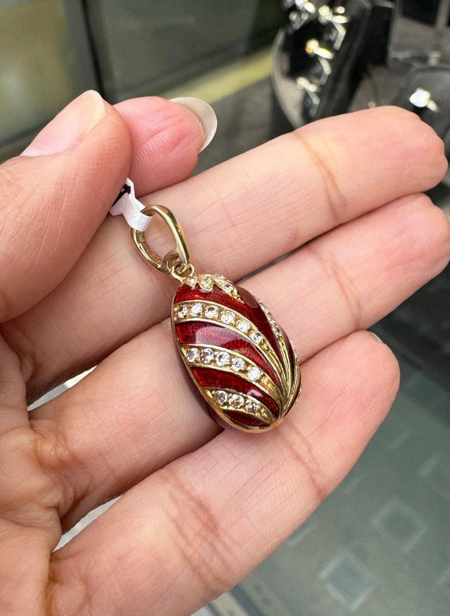 Vintage Guilloché Red Enamel and 14 Carat Yellow Gold Egg Charm