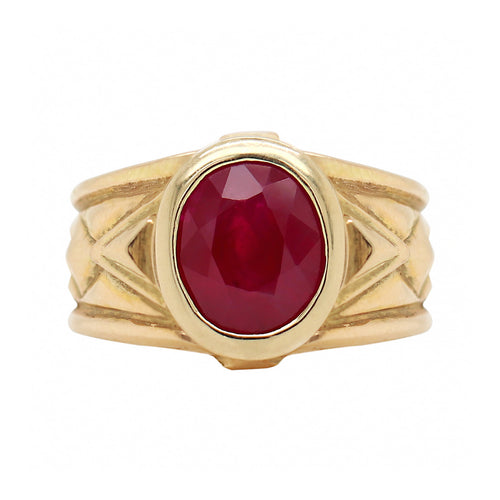 Oval Ruby 18 Carat Yellow Gold Geometric Ring