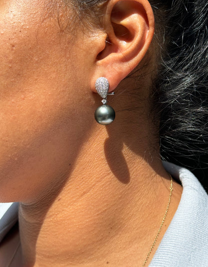 Black Pearl and Diamond 18 Carat White Gold Detachable Drop Earrings