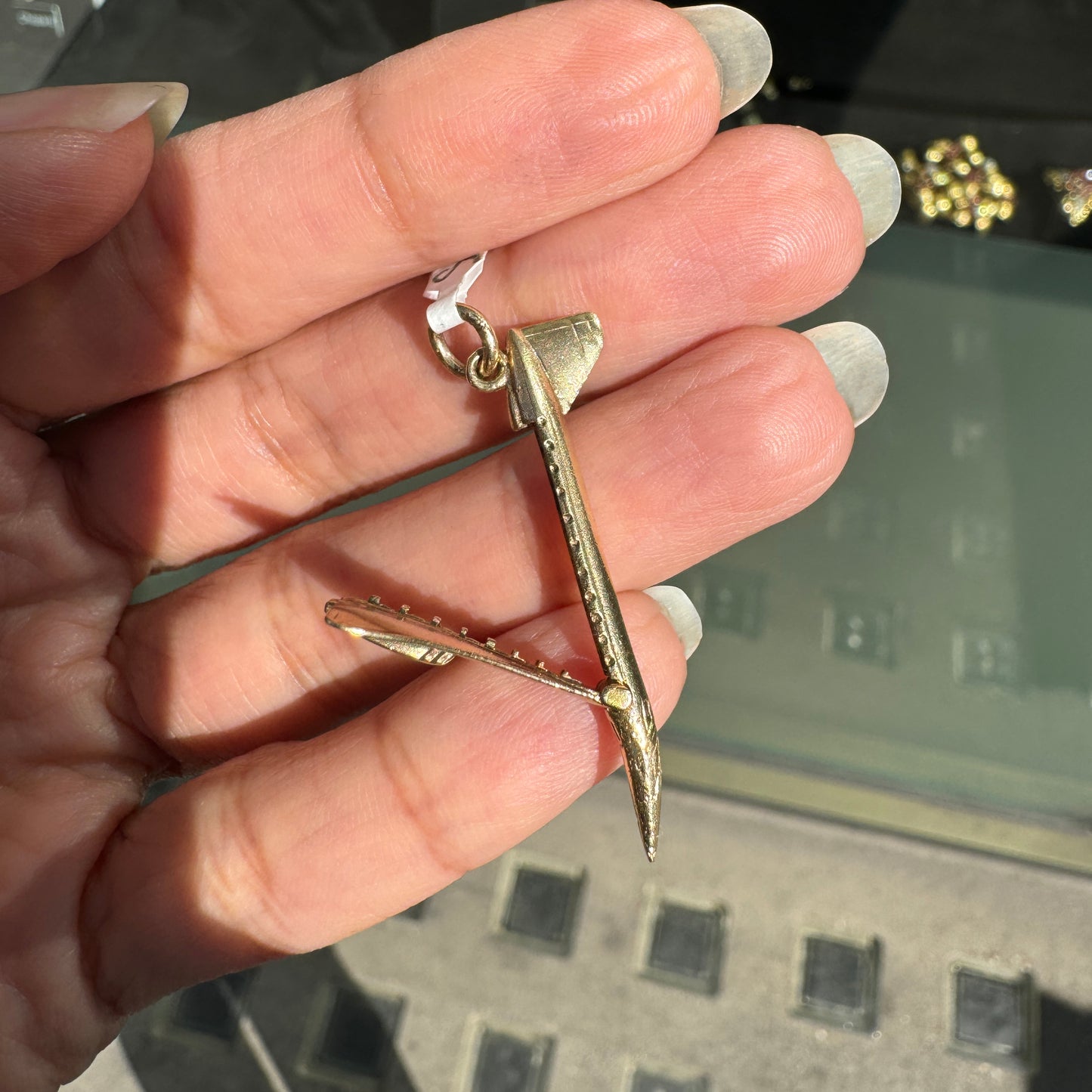 Vintage 3D Concord Charm/Pendant in 9 Carat Yellow Gold