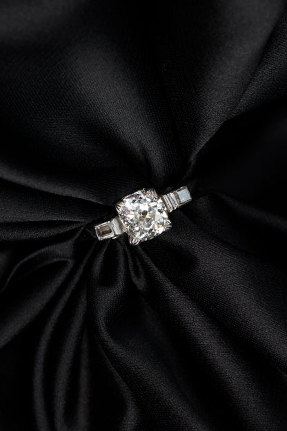 Art Deco 1.17ct Old Mine Cut Diamond Three-Stone Platinum Engagement Ring