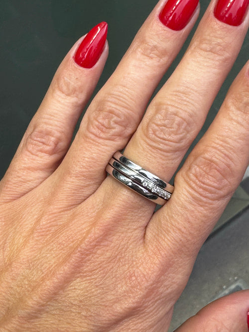 18 Carat White Gold Two-Piece Ring with Detachable Diamond Set Band