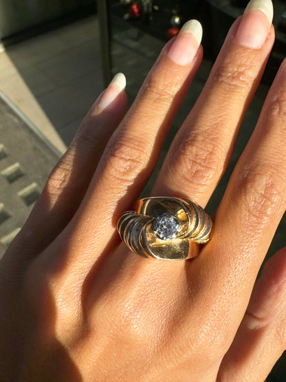 Vintage Buccellati Diamond and 18 Carat Yellow Gold Sculptural Swirl Dress Ring