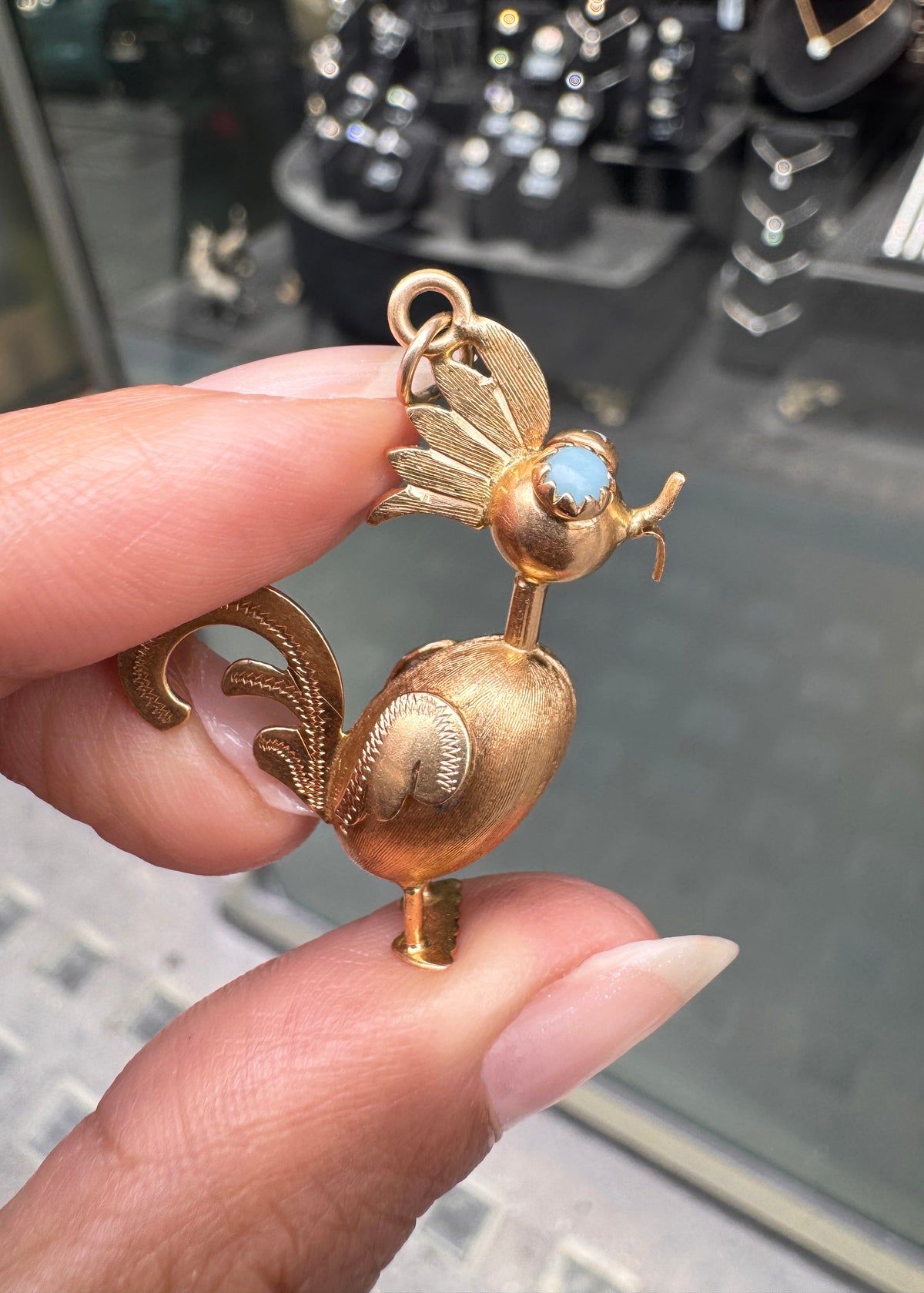 Vintage English Turquoise Cabochon & 18 Carat Yellow Gold Rooster Charm/Pendant