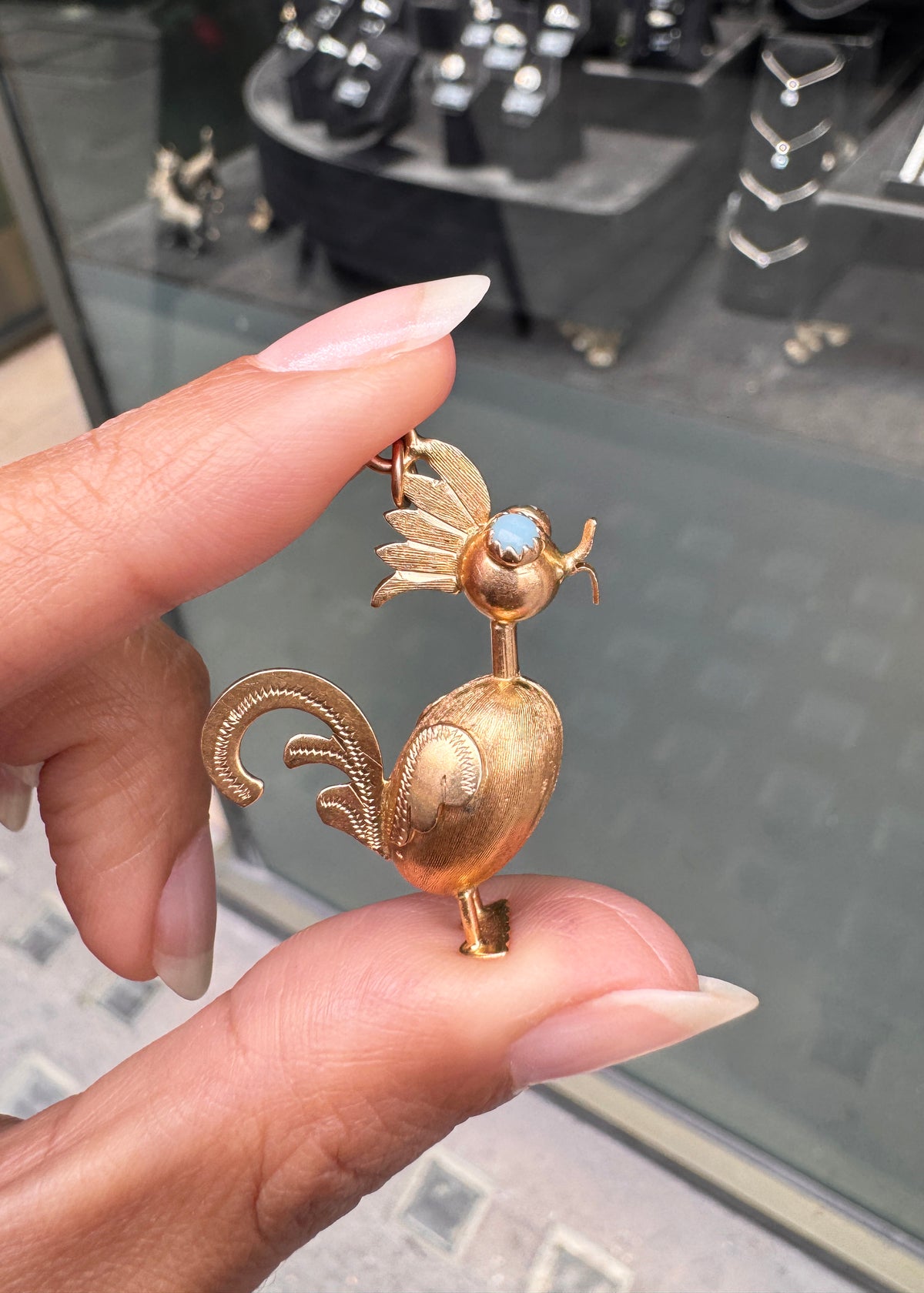 Vintage English Turquoise Cabochon & 18 Carat Yellow Gold Rooster Charm/Pendant