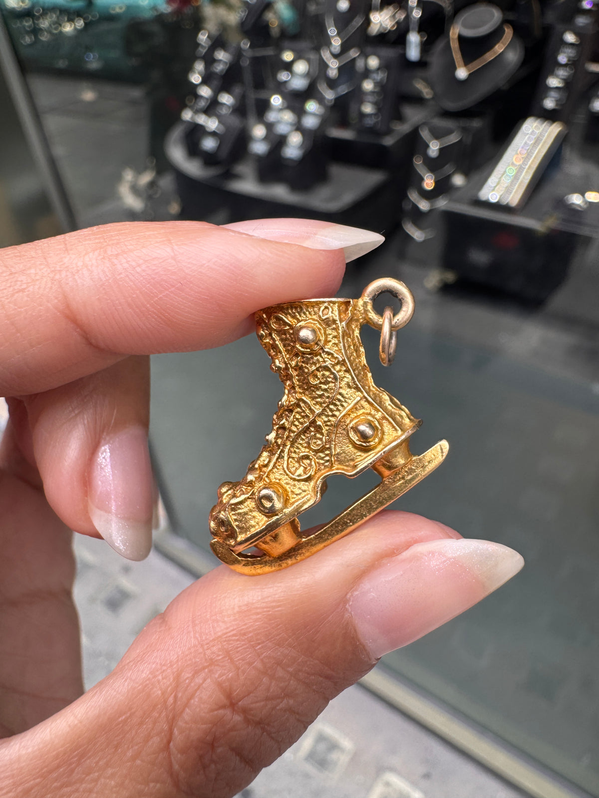 Vintage 9 Carat Yellow Gold Ornate Ice Skate Charm/Pendant