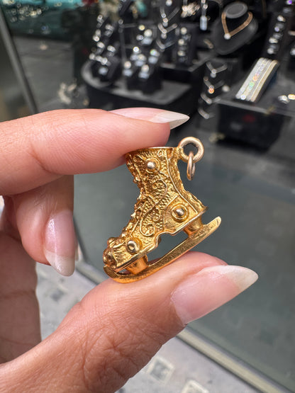 Vintage 9 Carat Yellow Gold Ornate Ice Skate Charm/Pendant