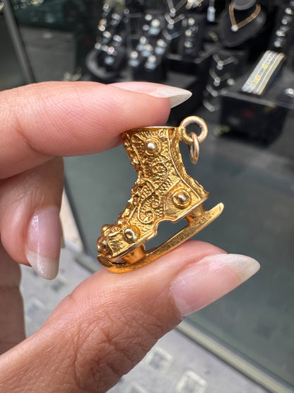 Vintage 9 Carat Yellow Gold Ornate Ice Skate Charm/Pendant