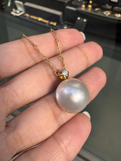 Mabe Pearl & Diamond 18K Yellow Gold Figure-of-Eight Chain Pendant Necklace