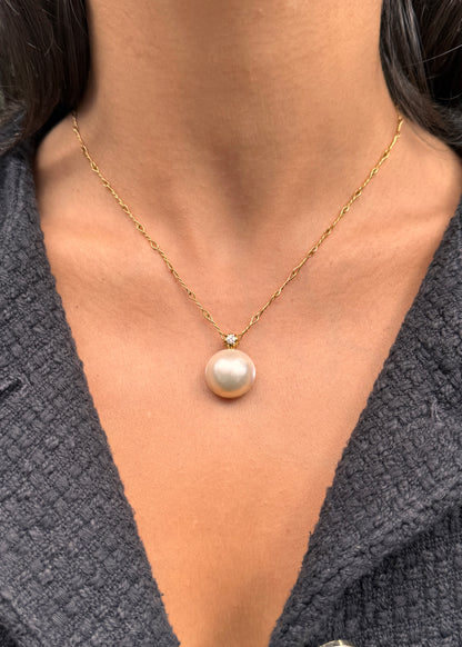 Mabe Pearl & Diamond 18K Yellow Gold Figure-of-Eight Chain Pendant Necklace